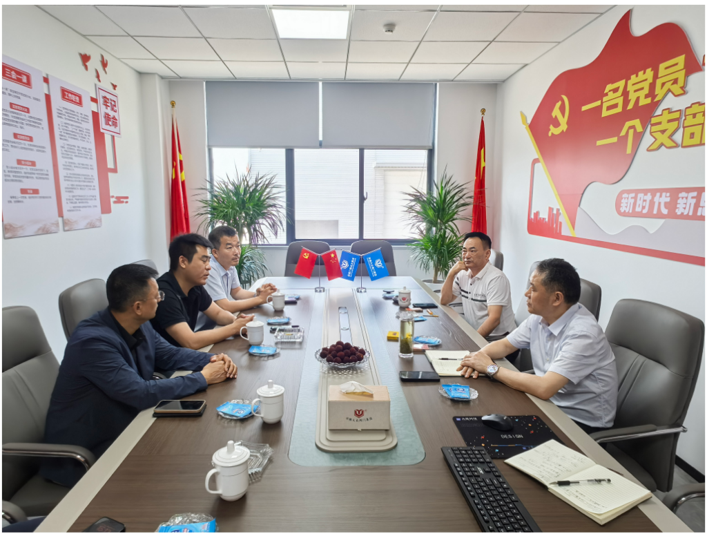 恒力重工集团有限公司一行莅临我司参观考察(图4)
